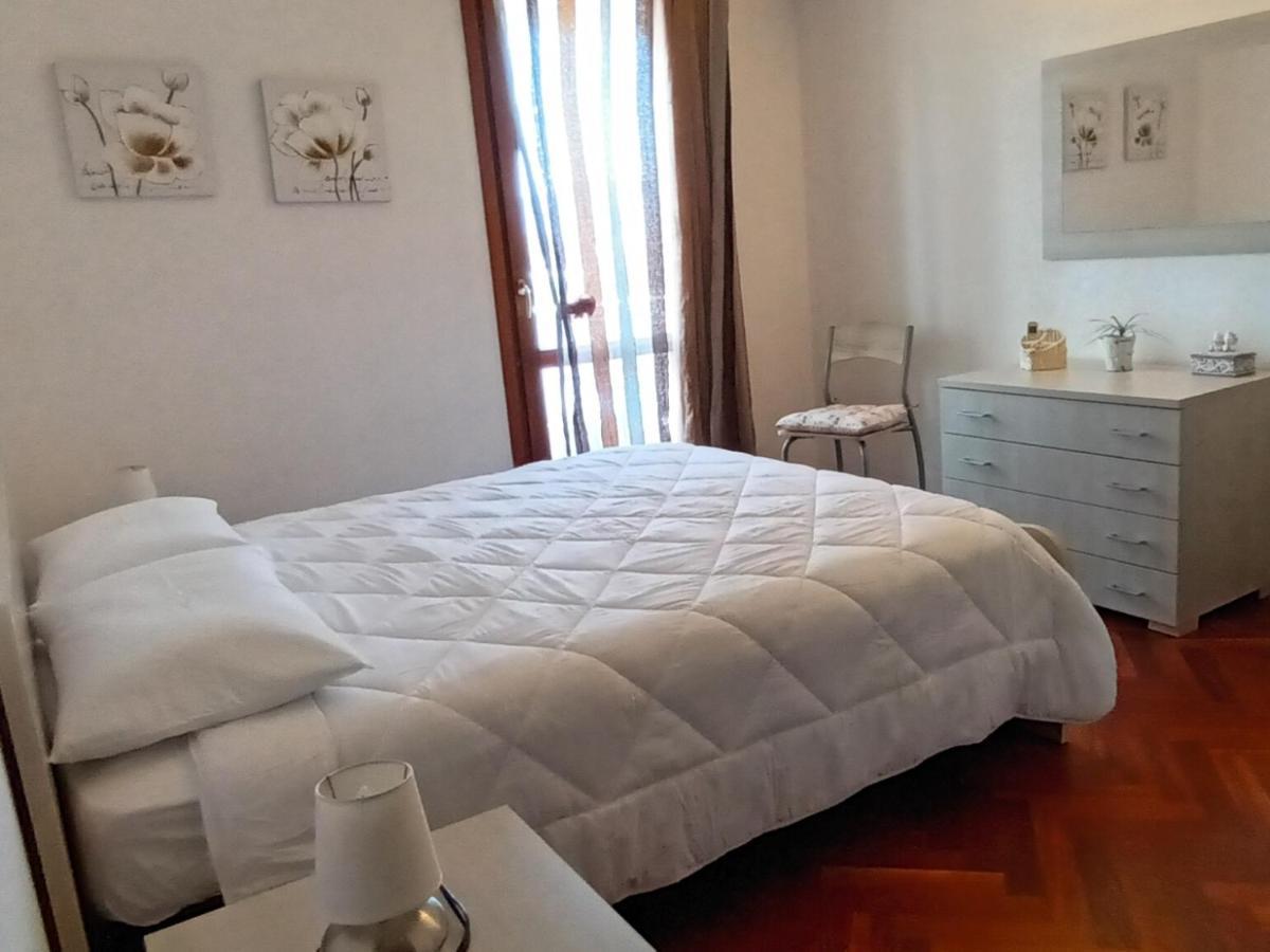 Cristina Casa Vacanze Apartment *